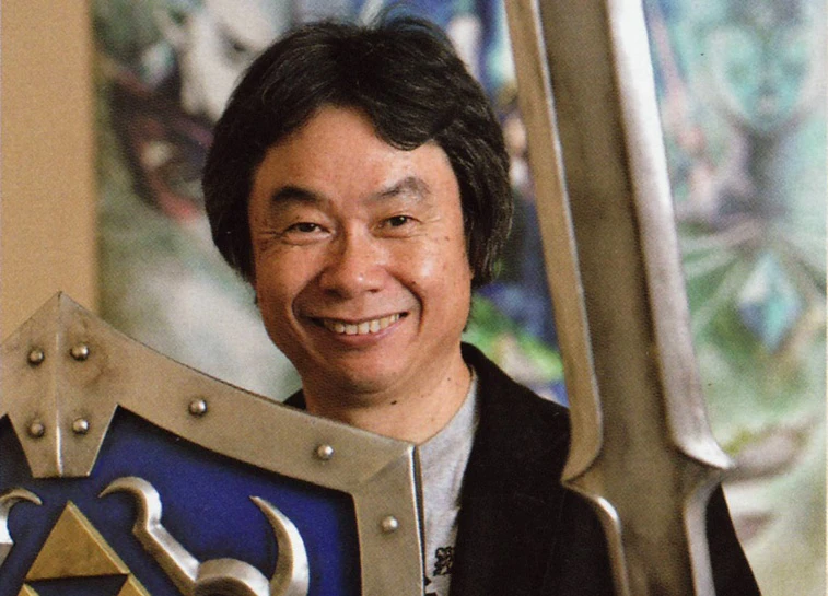 Miyamoto com itens de Zelda